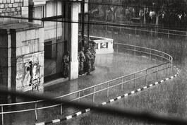 DER1961002W01258B-18.jpg